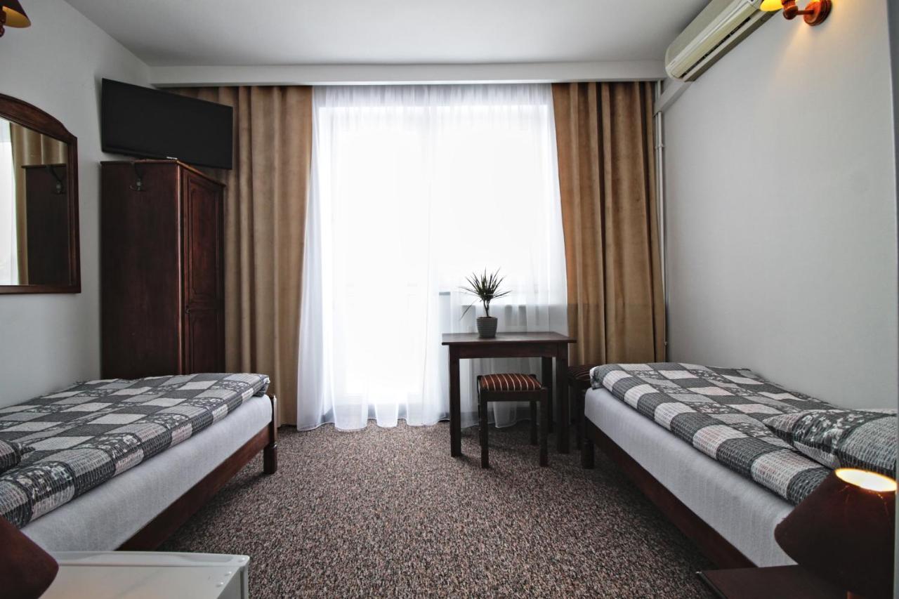 Motel Na Zbojeckiej Skawa Exterior foto