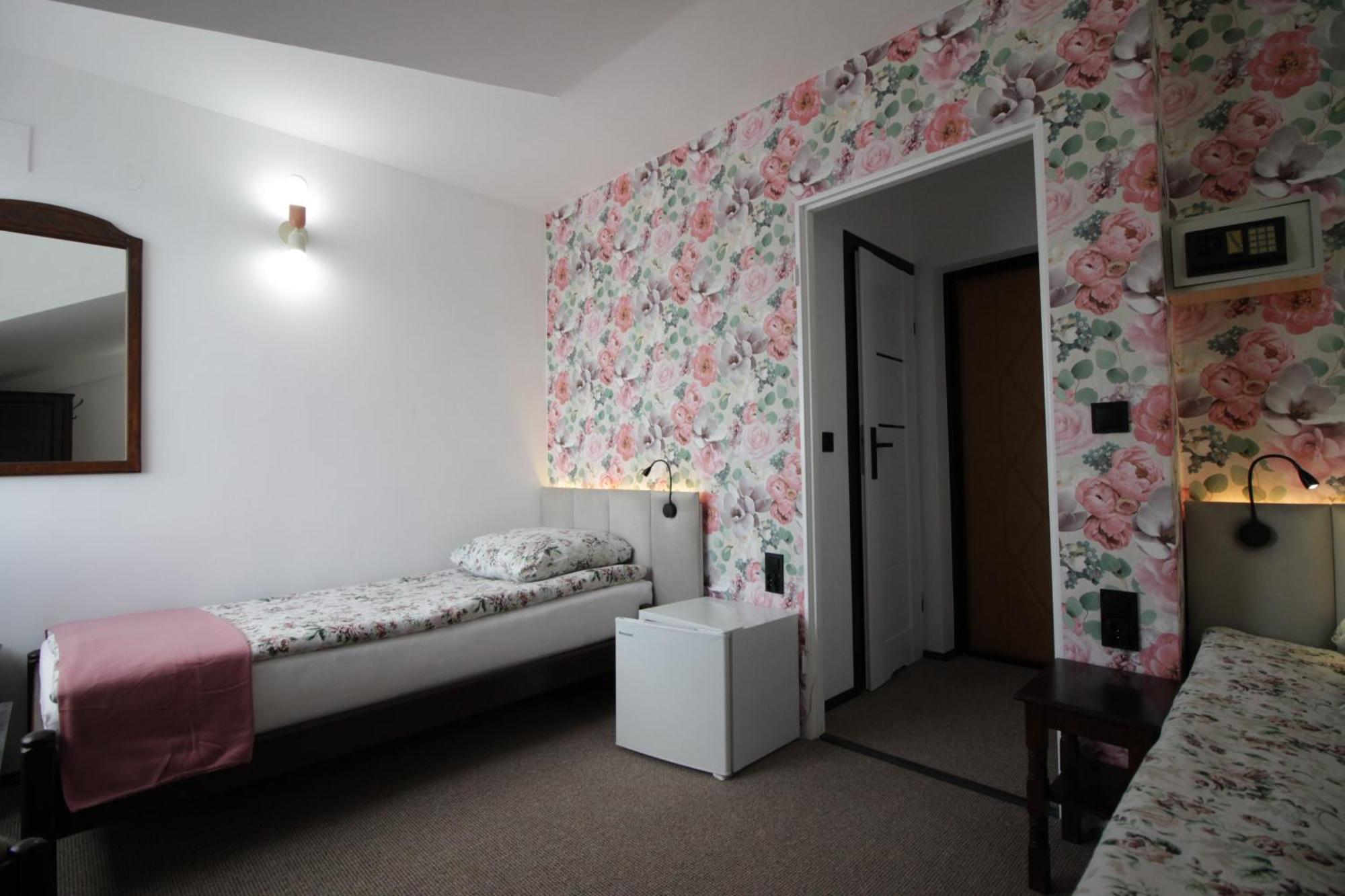 Motel Na Zbojeckiej Skawa Exterior foto