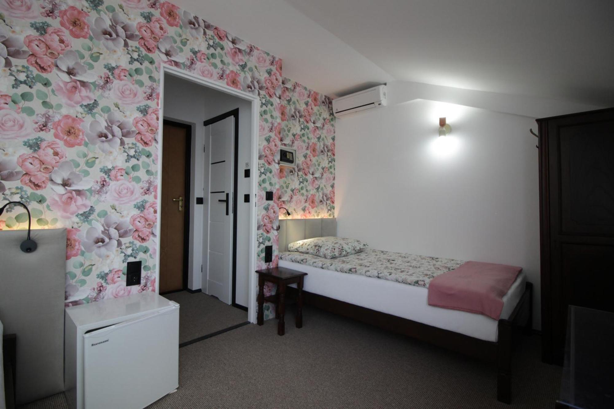 Motel Na Zbojeckiej Skawa Exterior foto