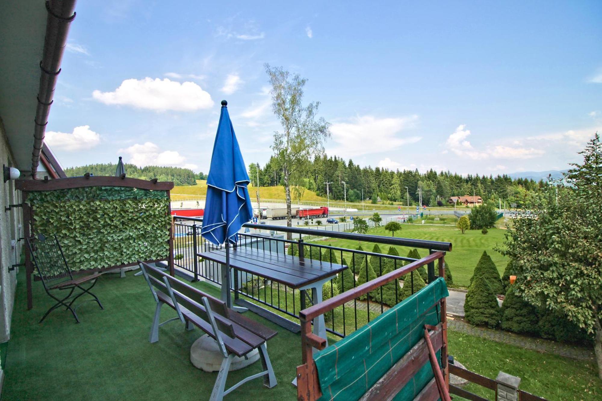Motel Na Zbojeckiej Skawa Exterior foto